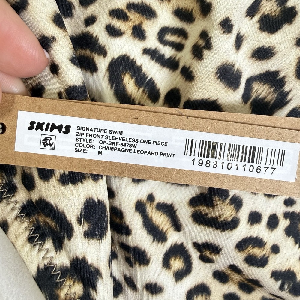 NWT SKIMS Signature Swim Zip Front Sleeveless 1 Piece Champagne Leopard Print M - Picture 5 of 11